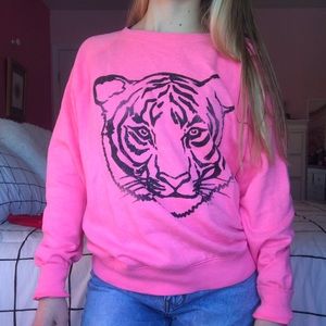 Victoria’s Secret PINK crewneck sweatshirt